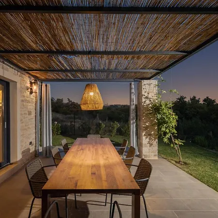 La Vinella With Heated Pool Villa *