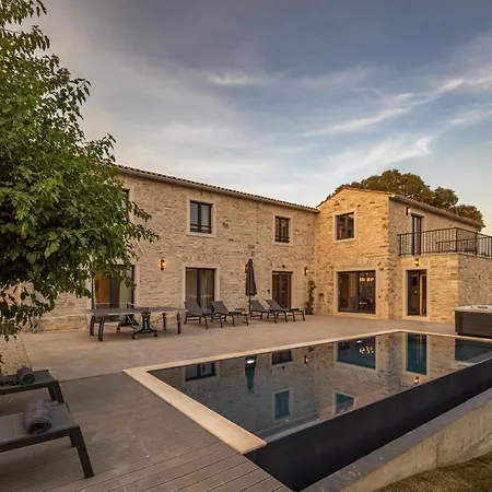 La Vinella With Heated Pool Βίλα *