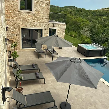 La Vinella With Heated Pool * Buje