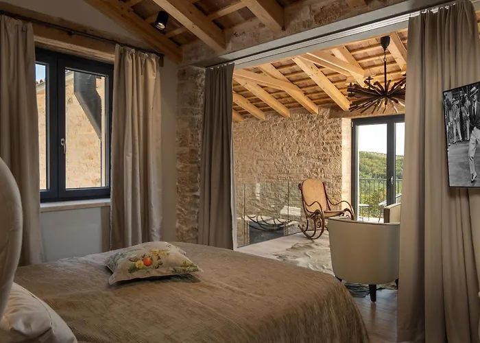 La Vinella With Heated Pool Βίλα *