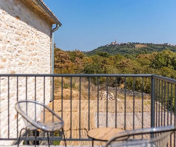 La Vinella With Heated Pool Βίλα Buje