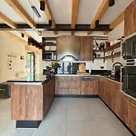 La Vinella With Heated Pool Villa