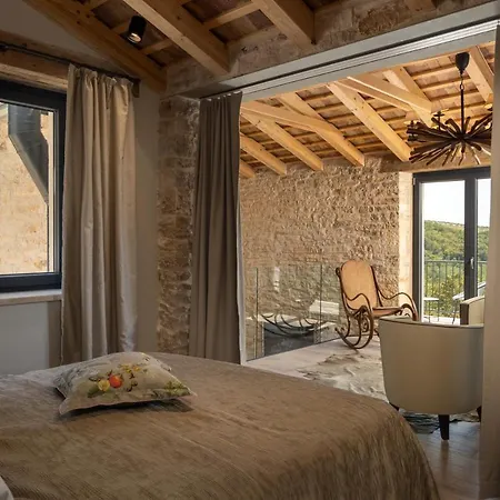 La Vinella With Heated Pool Villa *